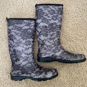 Stylish Black Lace Women's waterproof Boots